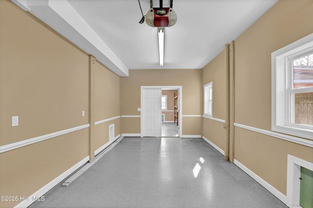 444 Little Kinston Road, Nakina, NC 28455