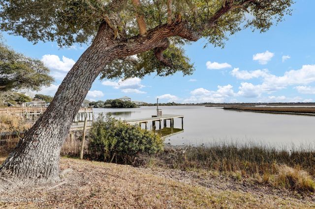 444 Little Kinston Road, Nakina, NC 28455