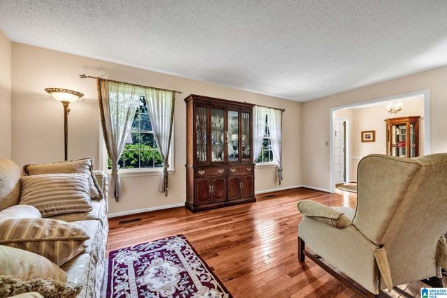 522 S SANDERS ROAD, Hoover, AL 35226