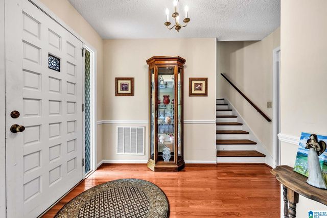 522 S SANDERS ROAD, Hoover, AL 35226