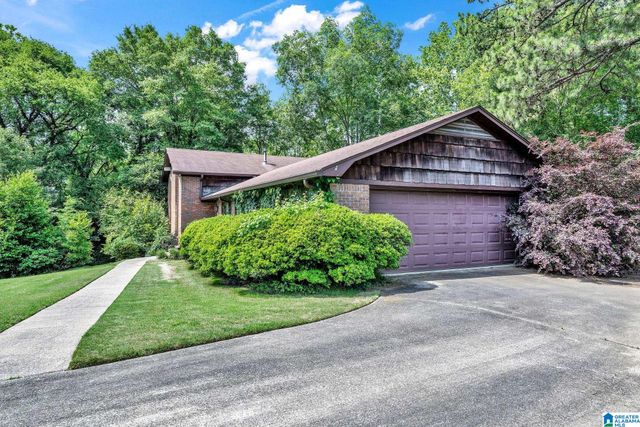 522 S SANDERS ROAD, Hoover, AL 35226