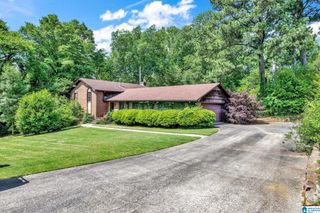 522 S SANDERS ROAD, Hoover, AL 35226