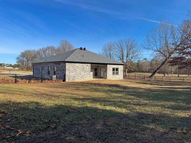 44 Indian Meadows Drive, Quitman, AR 72131