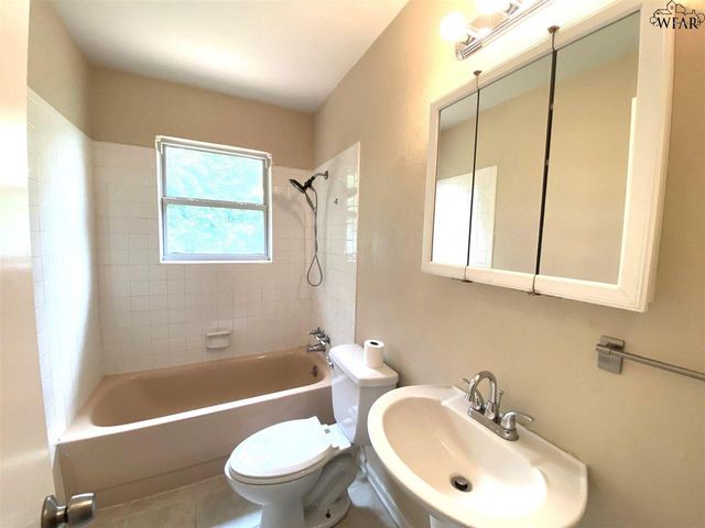 1442 DEVILLE STREET, Wichita Falls, TX 76306