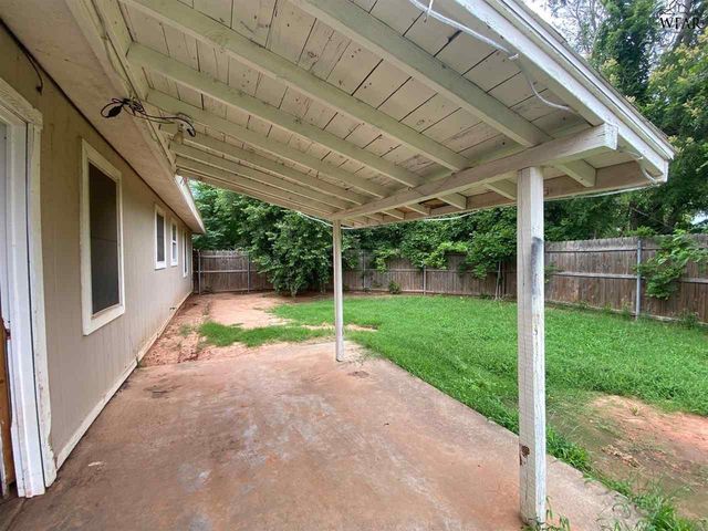 1442 DEVILLE STREET, Wichita Falls, TX 76306