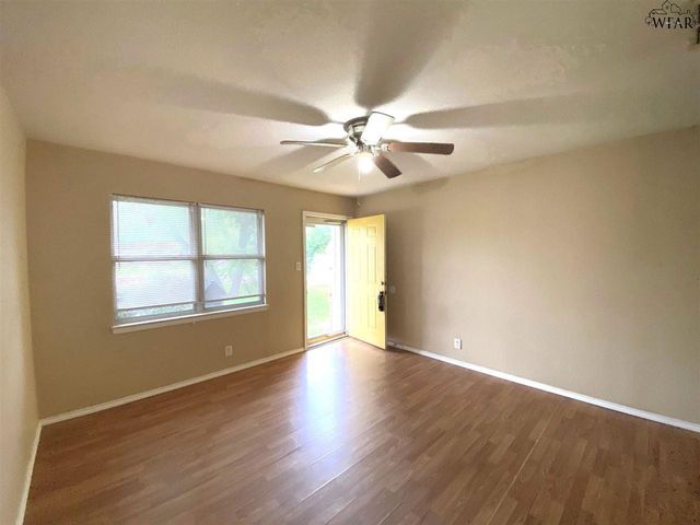 1442 DEVILLE STREET, Wichita Falls, TX 76306