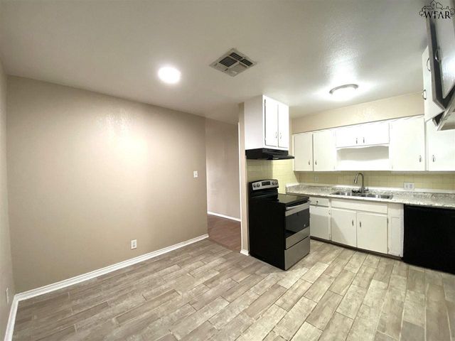 1442 DEVILLE STREET, Wichita Falls, TX 76306