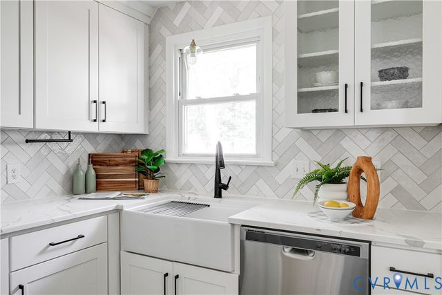 710 Maybeury Dr, Henrico, VA 23229