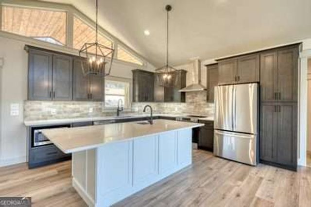 256 Windy Reed Drive, Hiawassee, GA 30546