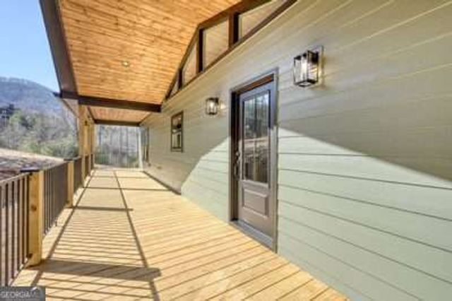 256 Windy Reed Drive, Hiawassee, GA 30546