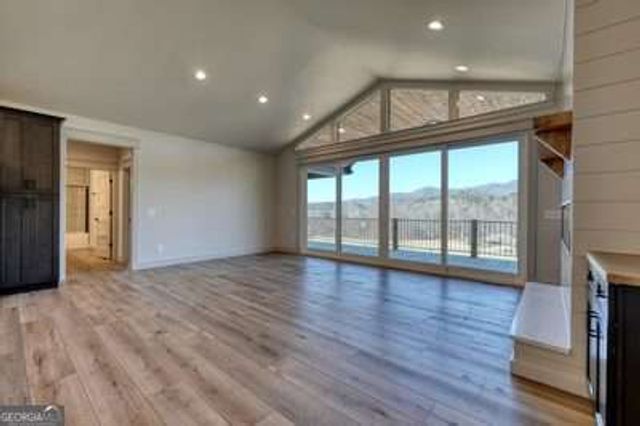 256 Windy Reed Drive, Hiawassee, GA 30546