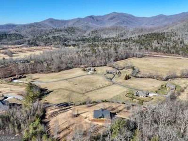 256 Windy Reed Drive, Hiawassee, GA 30546
