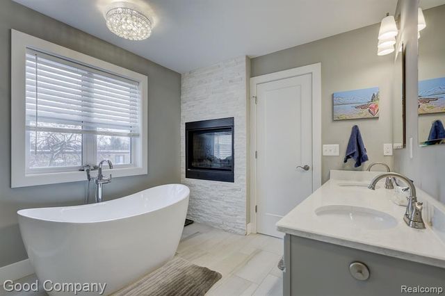 308 Parkdale Avenue, Royal Oak, MI 48073