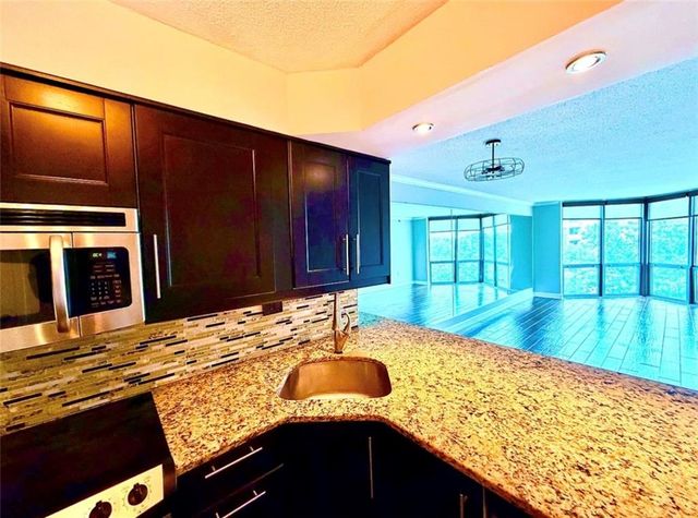 2870 Pharr Court South NW 1109, Atlanta, GA 30305