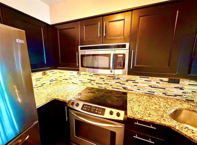 2870 Pharr Court South NW 1109, Atlanta, GA 30305