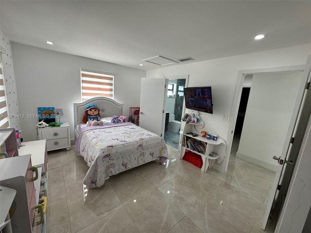 18781 SW 294th Ter, Homestead, FL 33030