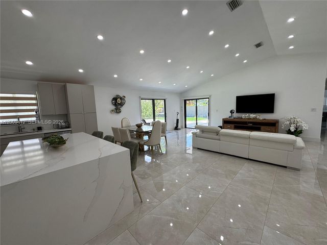 18781 SW 294th Ter, Homestead, FL 33030