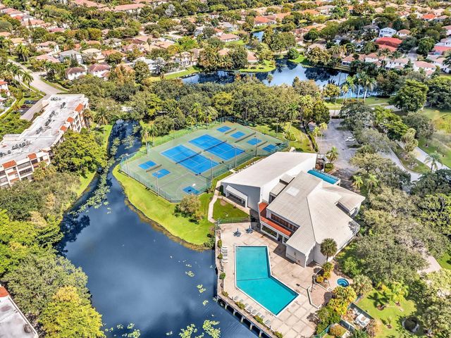 7549 NW 3rd Court, Plantation, FL 33317