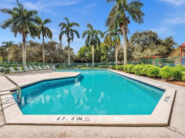 7549 NW 3rd Court, Plantation, FL 33317