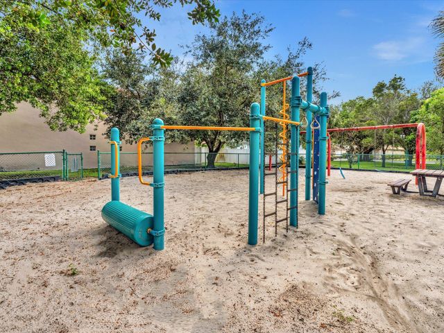 7549 NW 3rd Court, Plantation, FL 33317