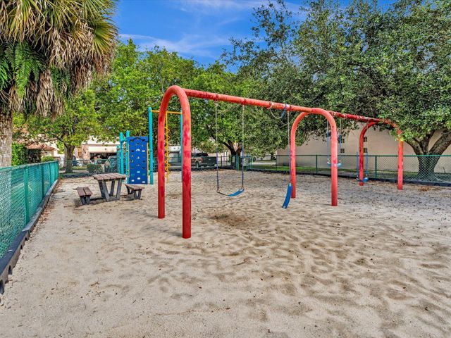 7549 NW 3rd Court, Plantation, FL 33317