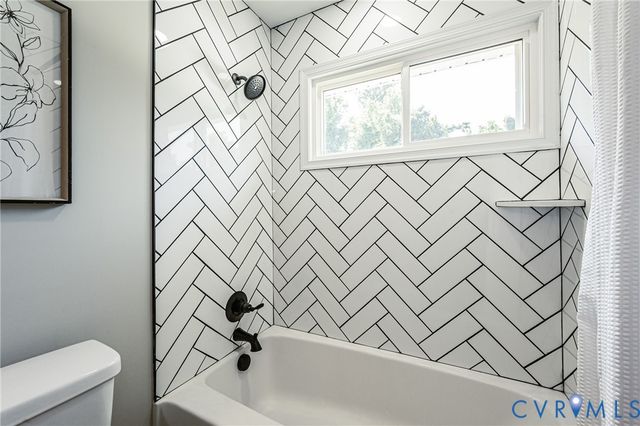 2702 Manchester Dr, Prince George, VA 23875
