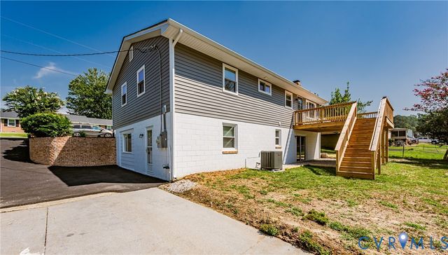 2702 Manchester Dr, Prince George, VA 23875