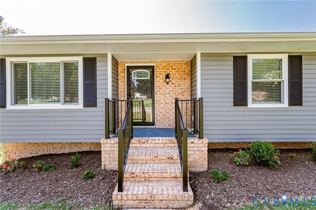 2702 Manchester Dr, Prince George, VA 23875