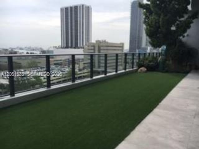 1600 NE 1st Ave 1418, Miami, FL 33132