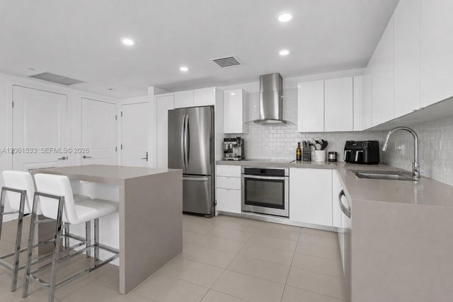 1600 NE 1st Ave 1418, Miami, FL 33132