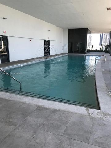 1600 NE 1st Ave 1418, Miami, FL 33132