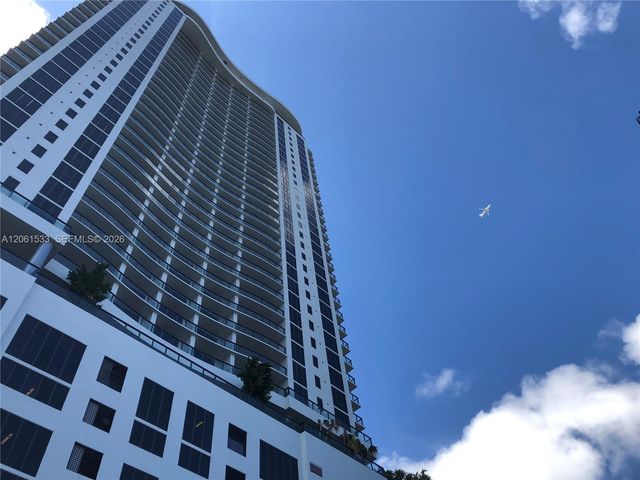 1600 NE 1st Ave 1418, Miami, FL 33132
