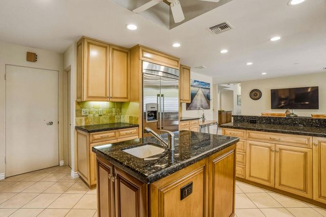 5 Stanford Drive, Rancho Mirage, CA 92270