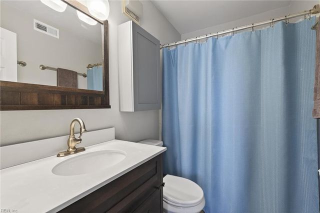 2246 E Ocean View Ave Apt 203, Norfolk, VA 23518