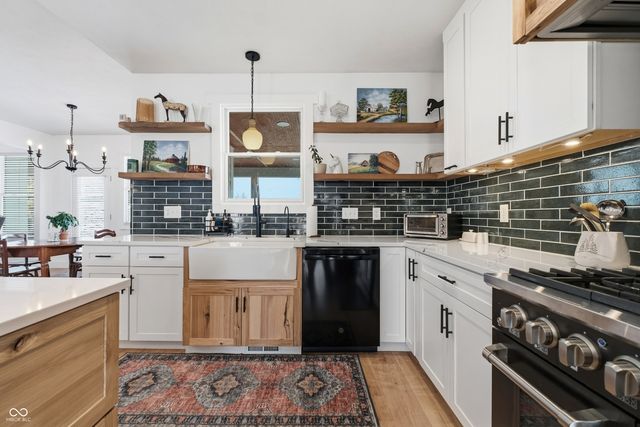 9196 E 300 N, Whitestown, IN 46075