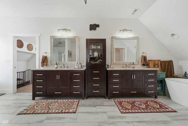 9196 E 300 N, Whitestown, IN 46075