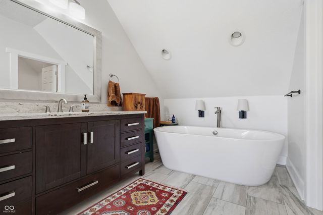 9196 E 300 N, Whitestown, IN 46075