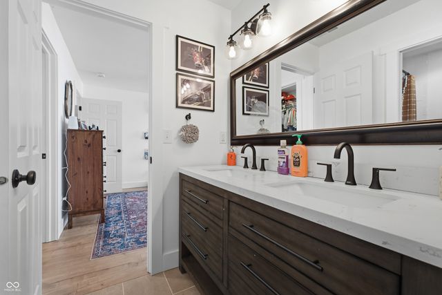 9196 E 300 N, Whitestown, IN 46075