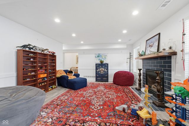 9196 E 300 N, Whitestown, IN 46075