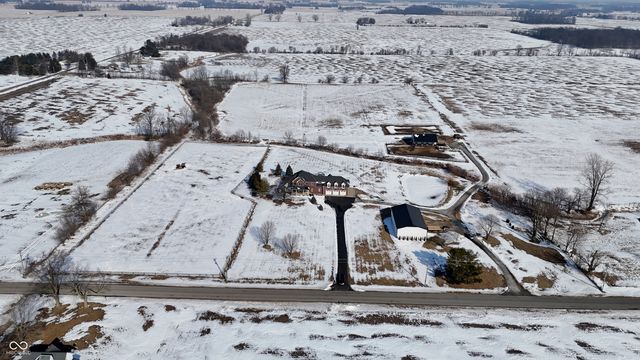 9196 E 300 N, Whitestown, IN 46075