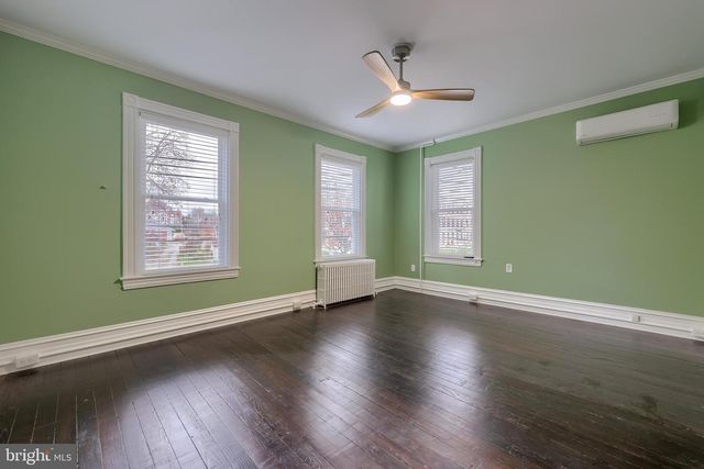 658 W WALNUT ST, Lancaster, PA 17603