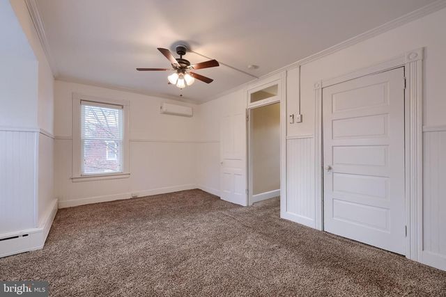 658 W WALNUT ST, Lancaster, PA 17603