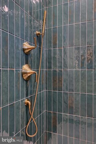 658 W WALNUT ST, Lancaster, PA 17603