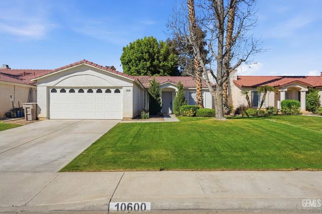 10600 Petalo Drive, Bakersfield, CA 93311