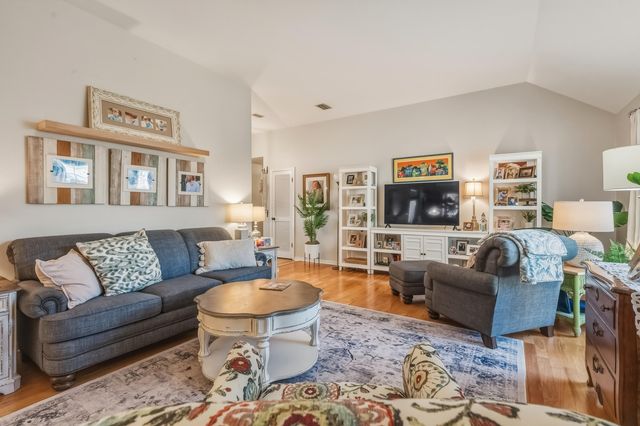 34 Southwind Court, Niceville, FL 32578