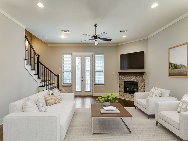 4323 Dickason Avenue 29, Dallas, TX 75219