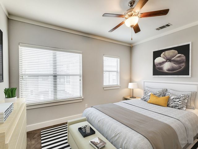 4323 Dickason Avenue 29, Dallas, TX 75219