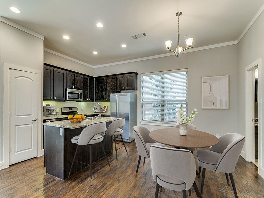 4323 Dickason Avenue 29, Dallas, TX 75219