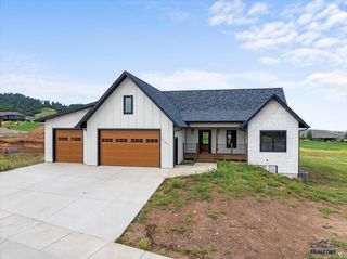 7726 BROOKS LOOP, Spearfish, SD 57783