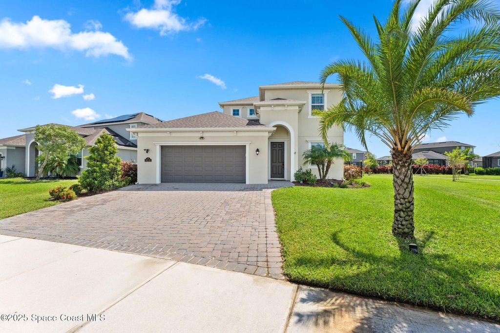 8215 Millbrook Avenue, Melbourne, FL 32940